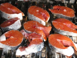 Lachs auf Grillrost